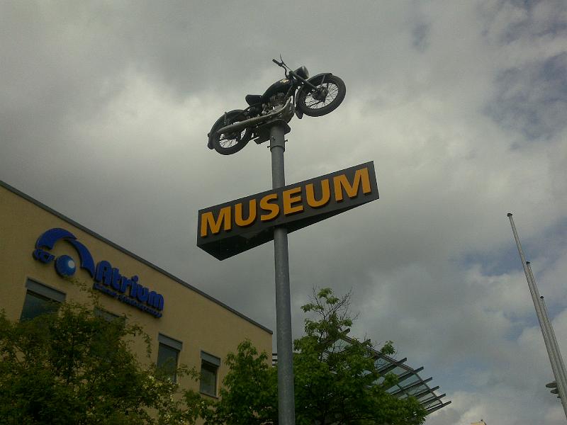 2010052810875.jpg