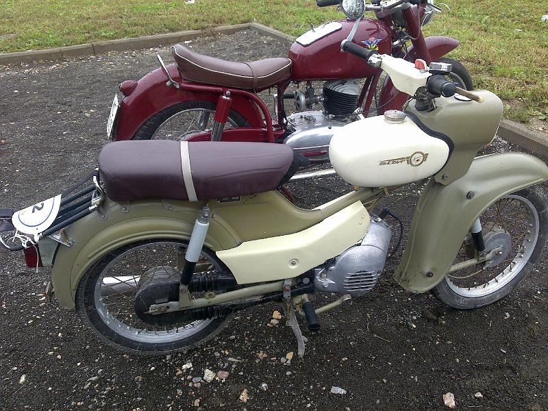 20100918833.jpg