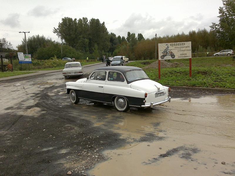 20100918856.jpg