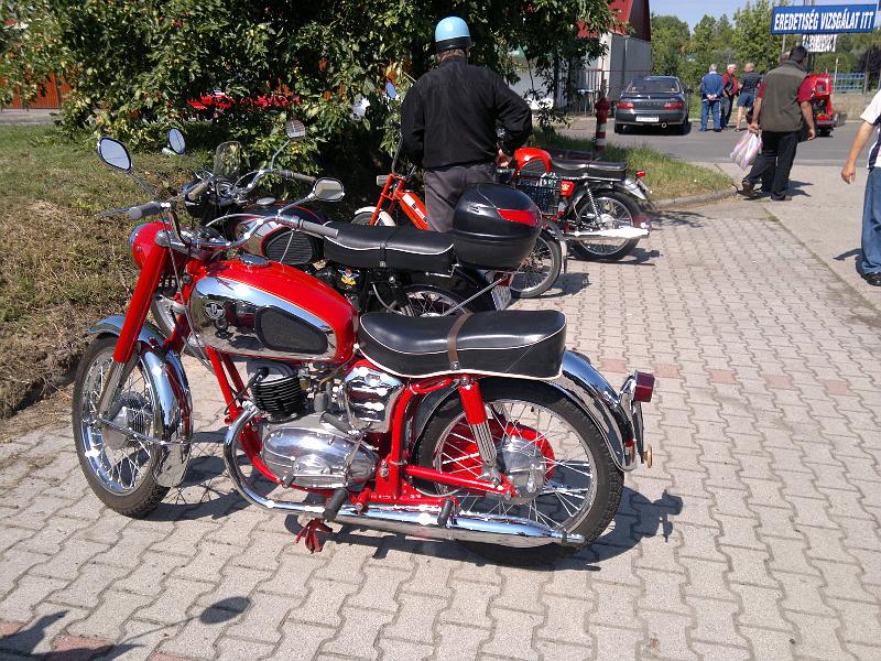 201107031700.jpg