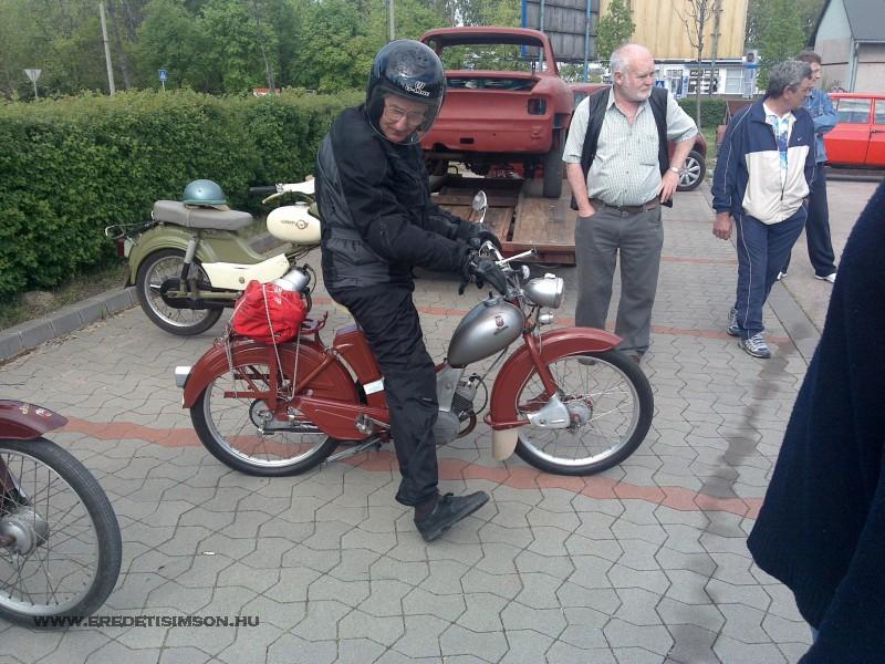 200904182182.jpg