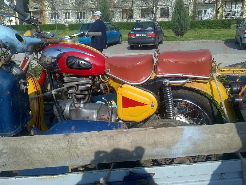 201004178372.jpg