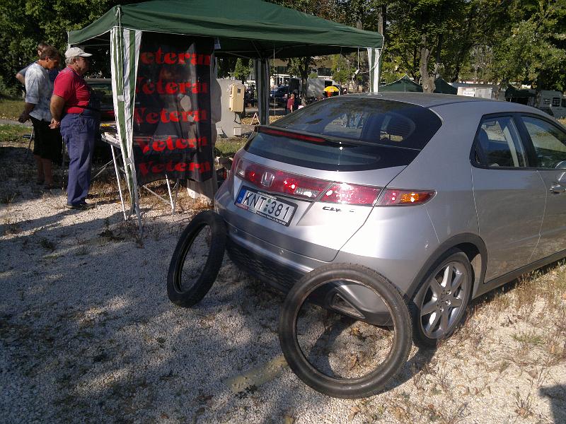 201109032649.jpg