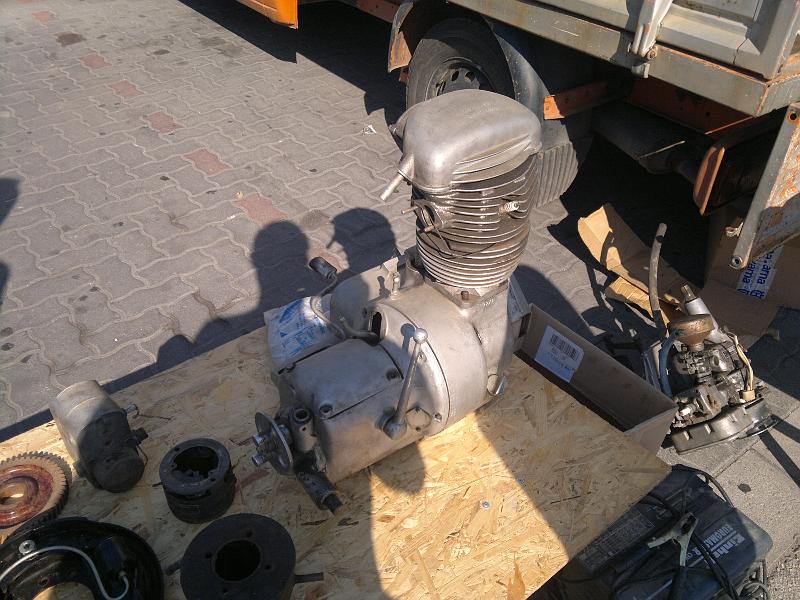 201106121364.jpg