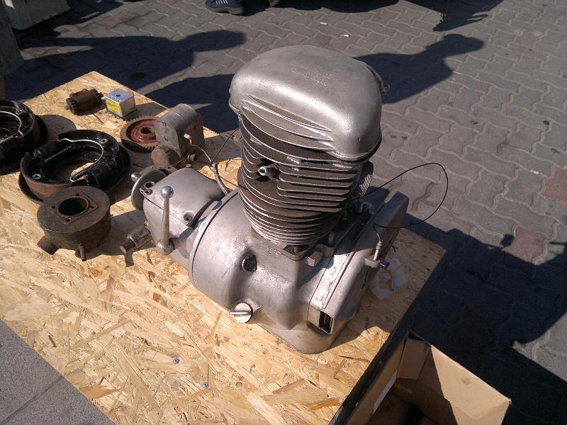 201106121365.jpg