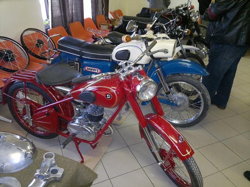 20110306090.jpg