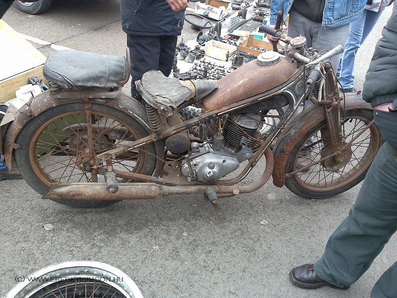 200902011296.jpg