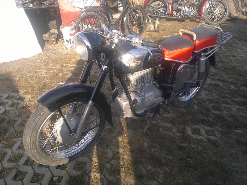 201110093323.jpg