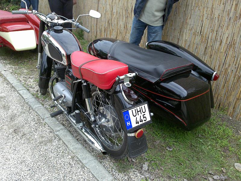 20100925908.jpg